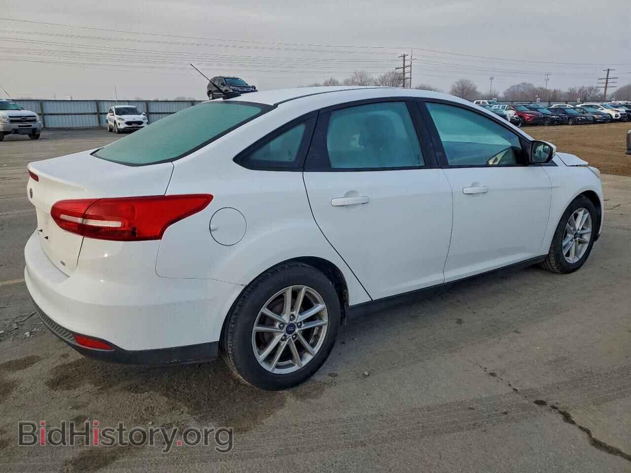 2017 FORD FOCUS - VIN: 1FADP3F2XHL319266 - Фото 3