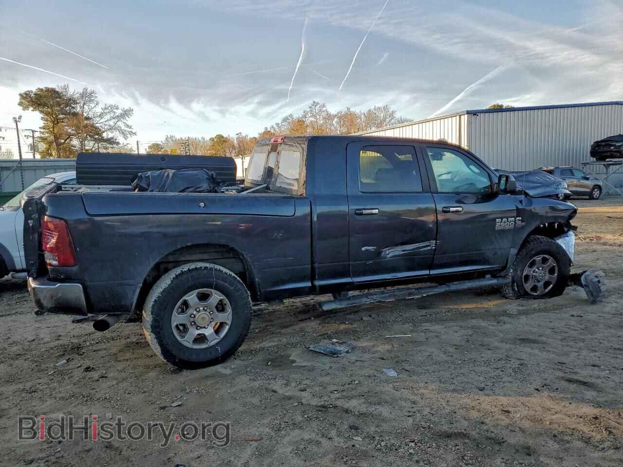 2017 RAM All Models - VIN: 3C6UR5MLXHG589419 - Photo 3