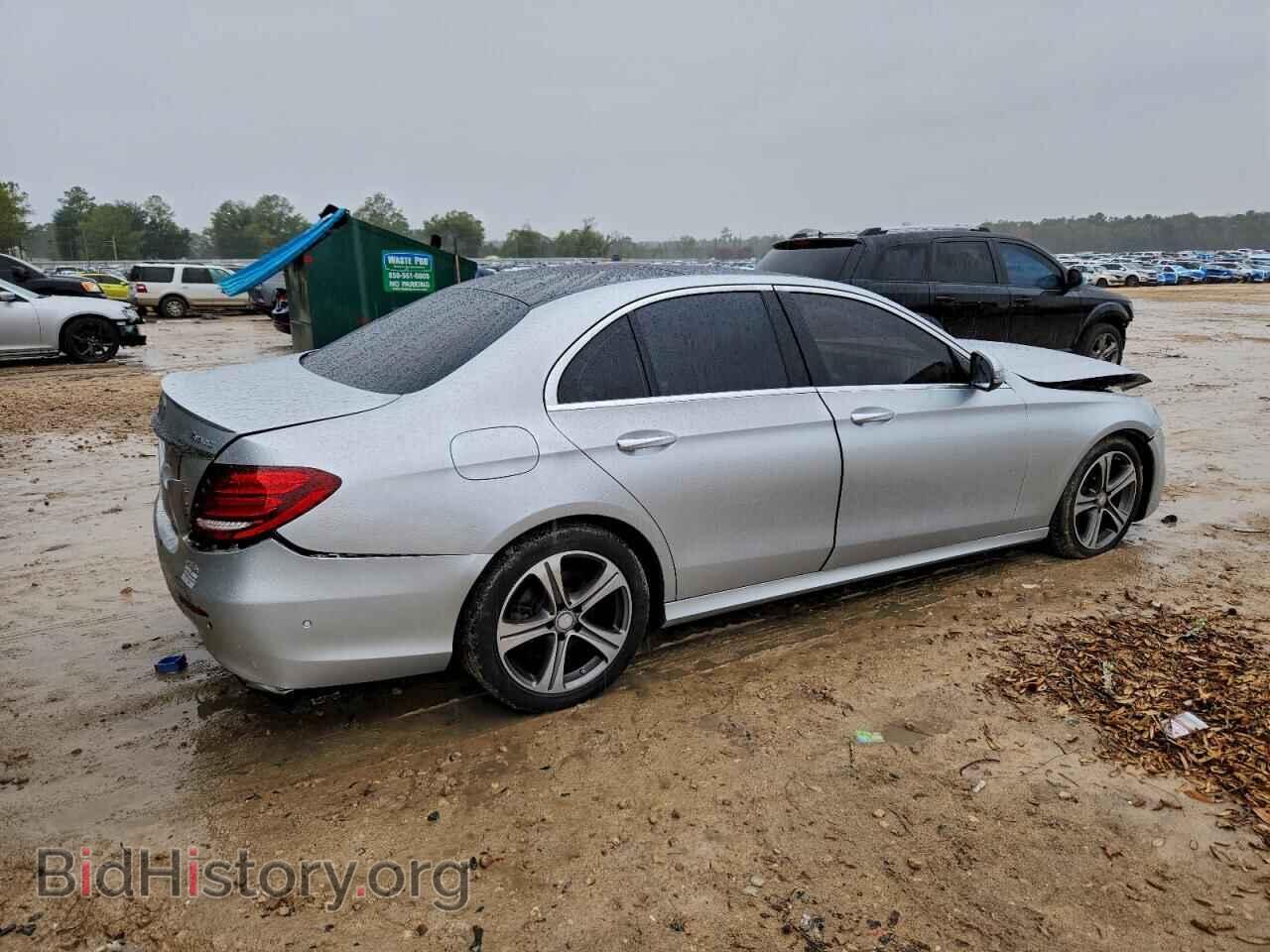 2017 MERCEDES-BENZ E-CLASS - VIN: WDDZF4KB2HA124987 - Фото 3
