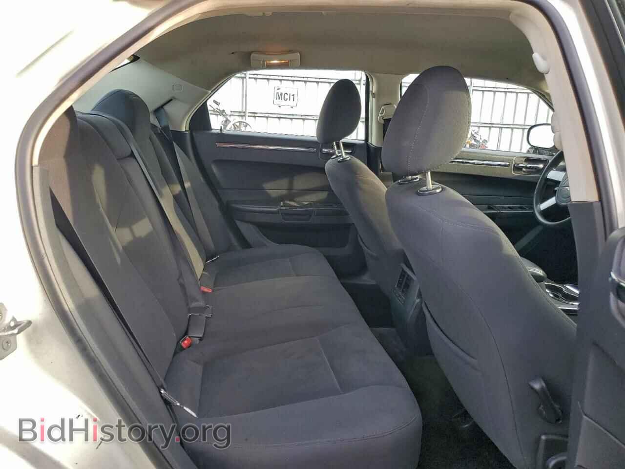 2010 CHRYSLER 300 - VIN: 2C3CA1CV9AH255772 - Фото 10