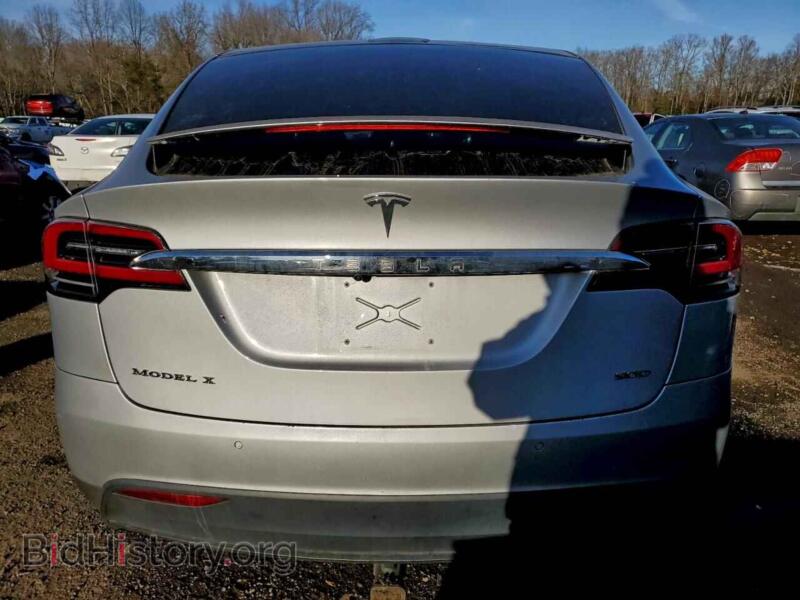 2016 Tesla MODEL X (VIN 5YJXCAE20GF006236) — фото 6 из 13