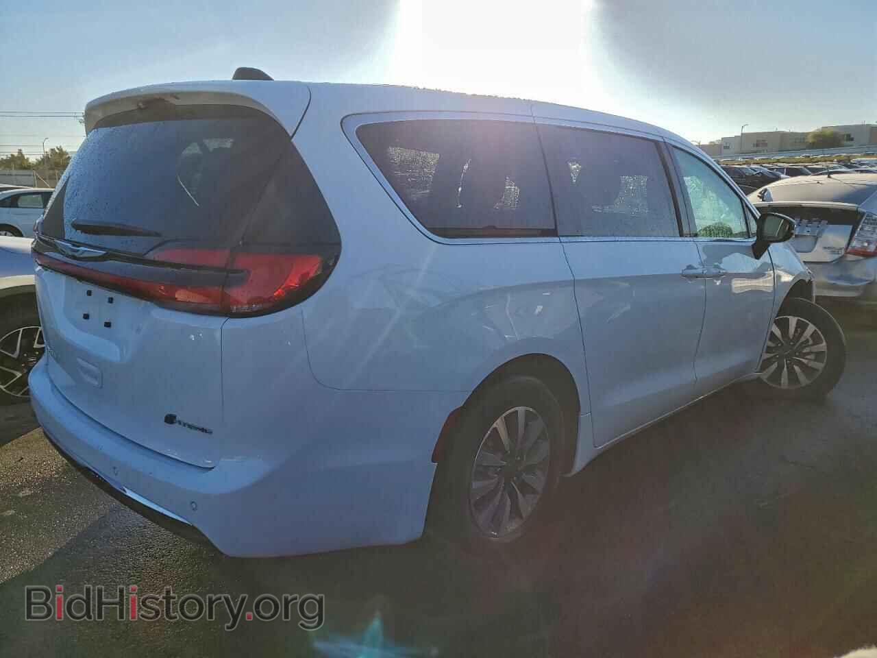 2024 CHRYSLER PACIFICA - VIN: 2C4RC1S74RR150422 - Фото 3
