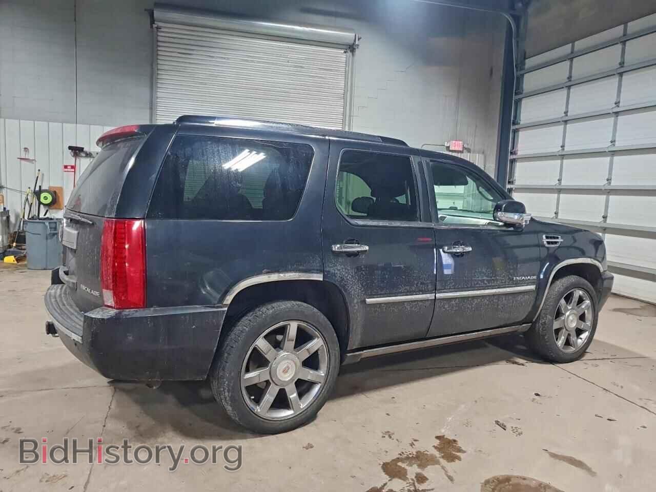 2011 CADILLAC ESCALADE - VIN: 1GYS4CEF4BR196108 - Фото 3