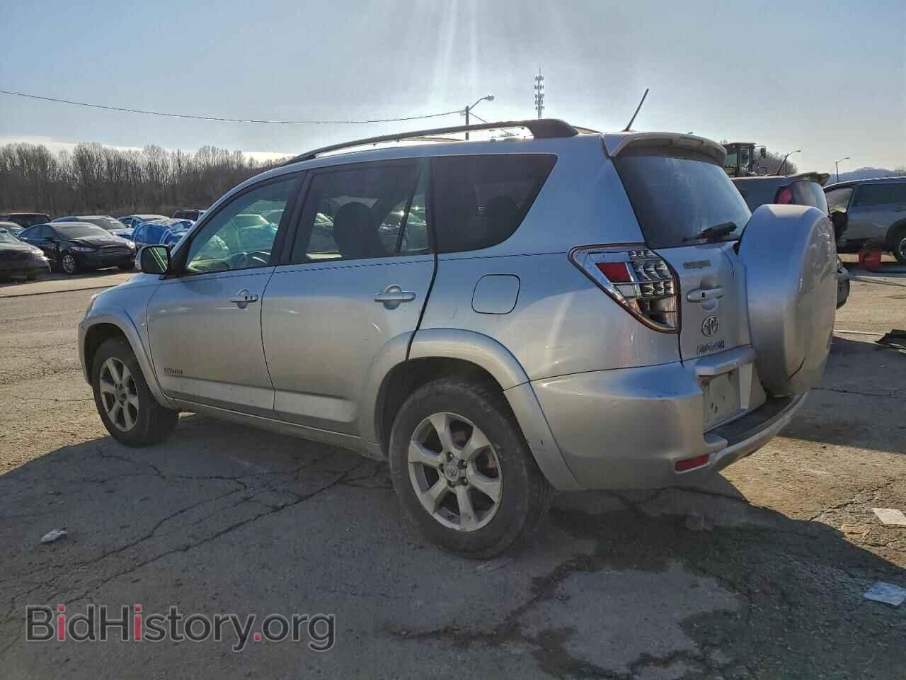2011 TOYOTA RAV4 - VIN: 2T3DF4DV6BW154594 - Фото 2