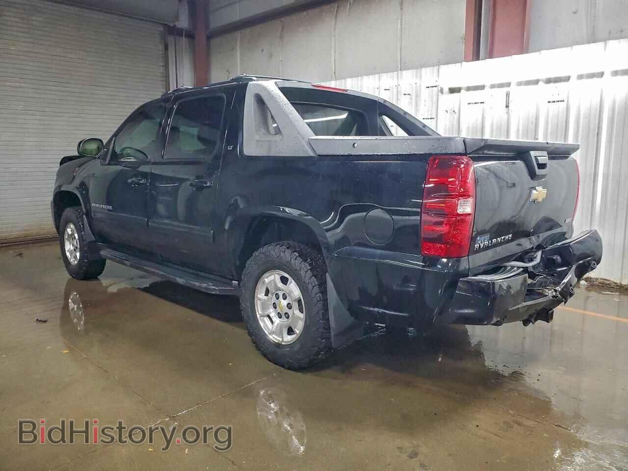 2011 CHEVROLET AVALANCHE - VIN: 3GNTKFE35BG235481 - Фото 2