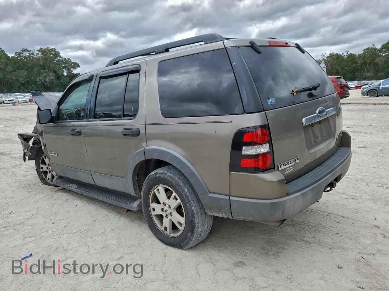 2006 FORD EXPLORER - VIN: 1FMEU63E66ZA16935 - Фото 2