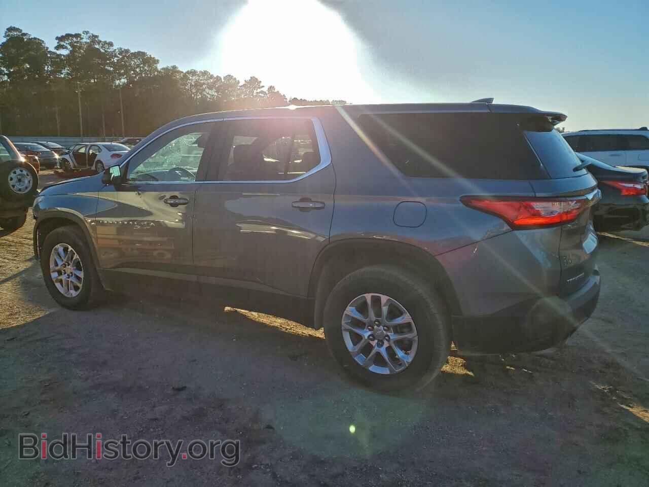 2021 CHEVROLET TRAVERSE - VIN: 1GNERFKW4MJ179618 - Фото 2
