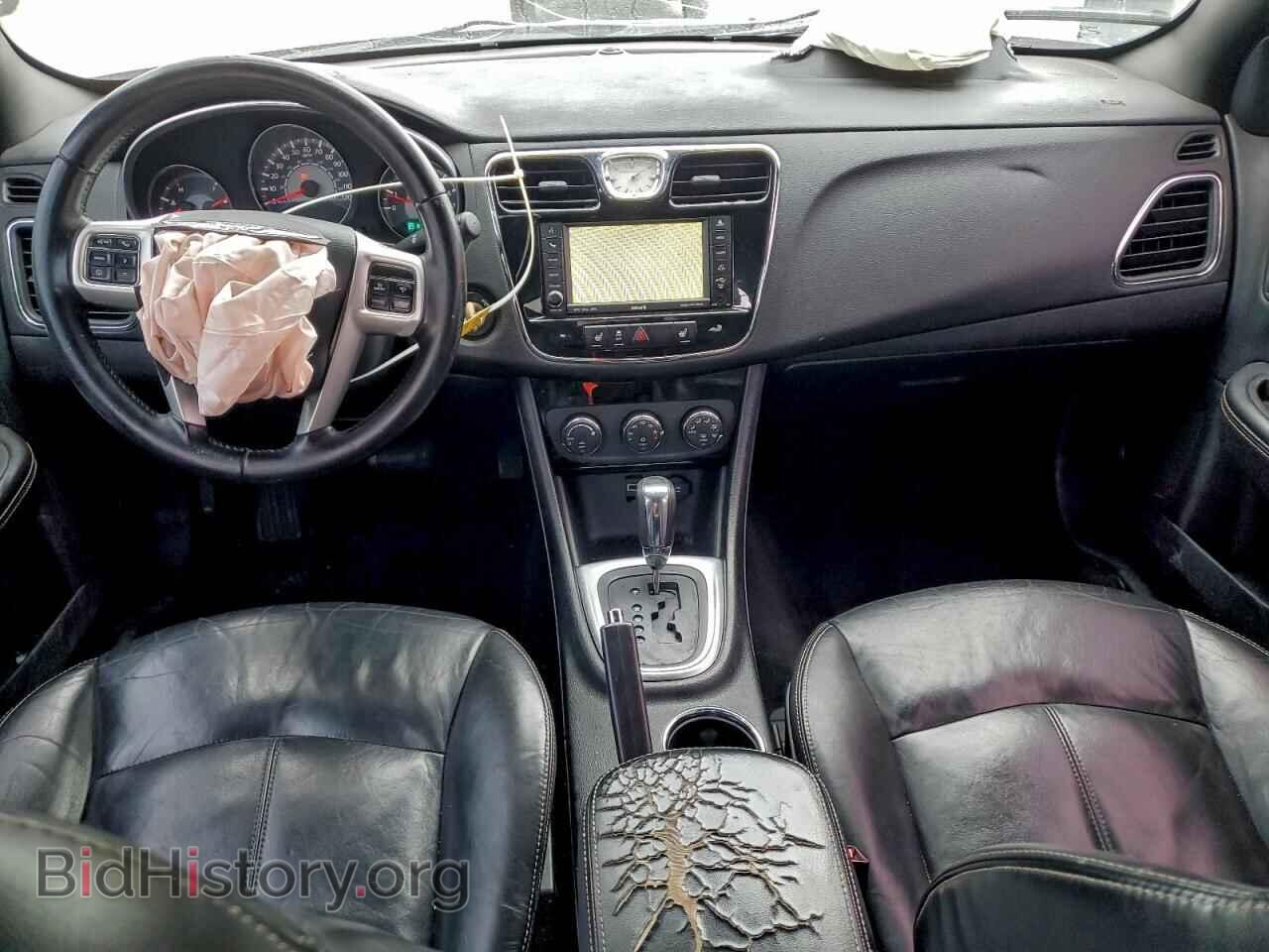 2011 CHRYSLER 200 - VIN: 1C3BC2FG0BN505210 - Фото 8