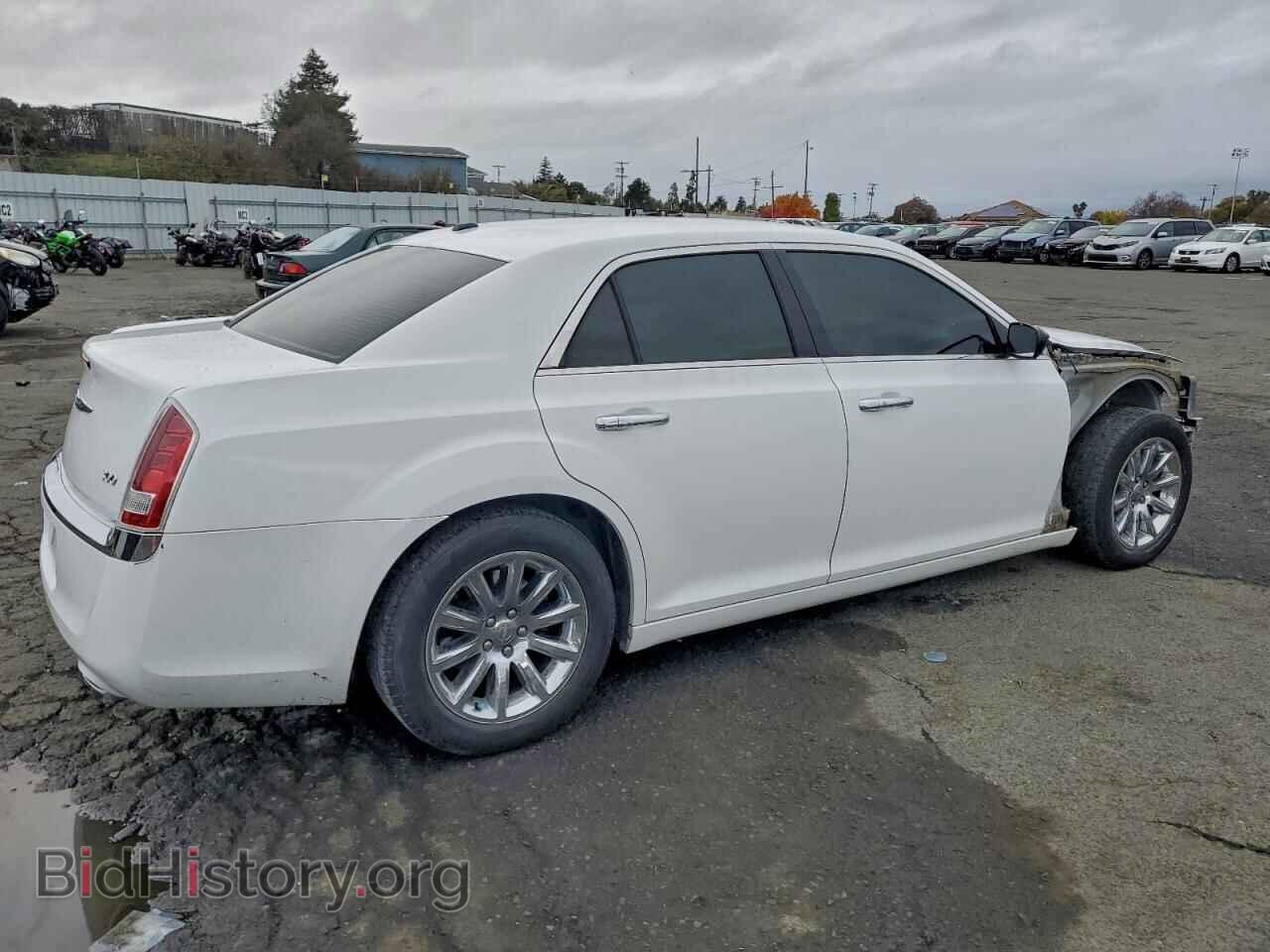 2011 CHRYSLER 300 - VIN: 2C3CA5CG1BH598439 - Фото 3