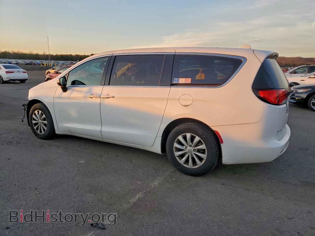2018 CHRYSLER PACIFICA - VIN: 2C4RC1CG9JR274818 - Фото 2