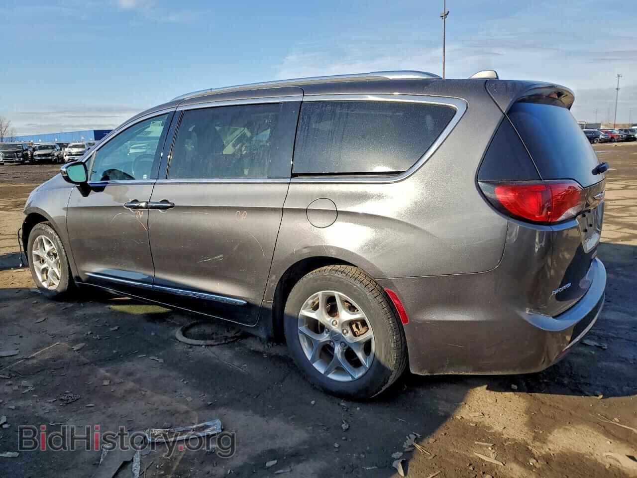 2019 CHRYSLER PACIFICA - VIN: 2C4RC1GG2KR576463 - Photo 2