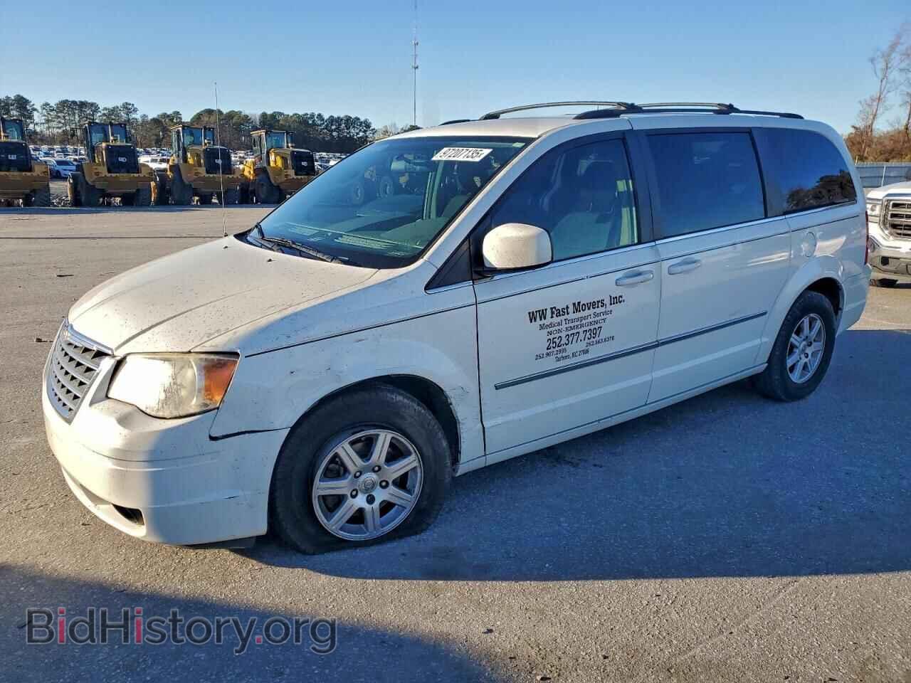 Photo 2A4RR5D14AR305595 - CHRYSLER MINIVAN 2010