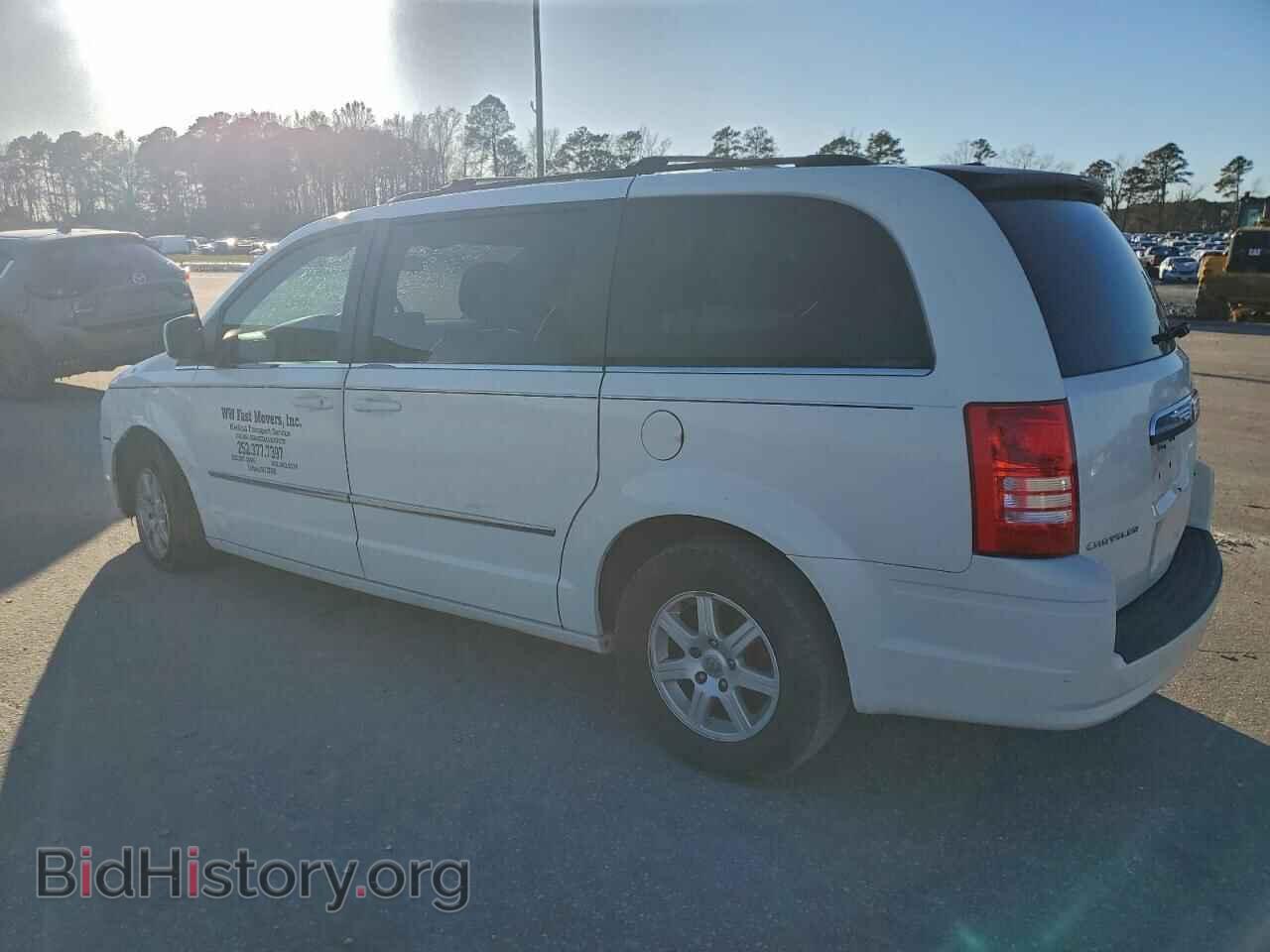 2010 CHRYSLER MINIVAN - VIN: 2A4RR5D14AR305595 - Фото 2