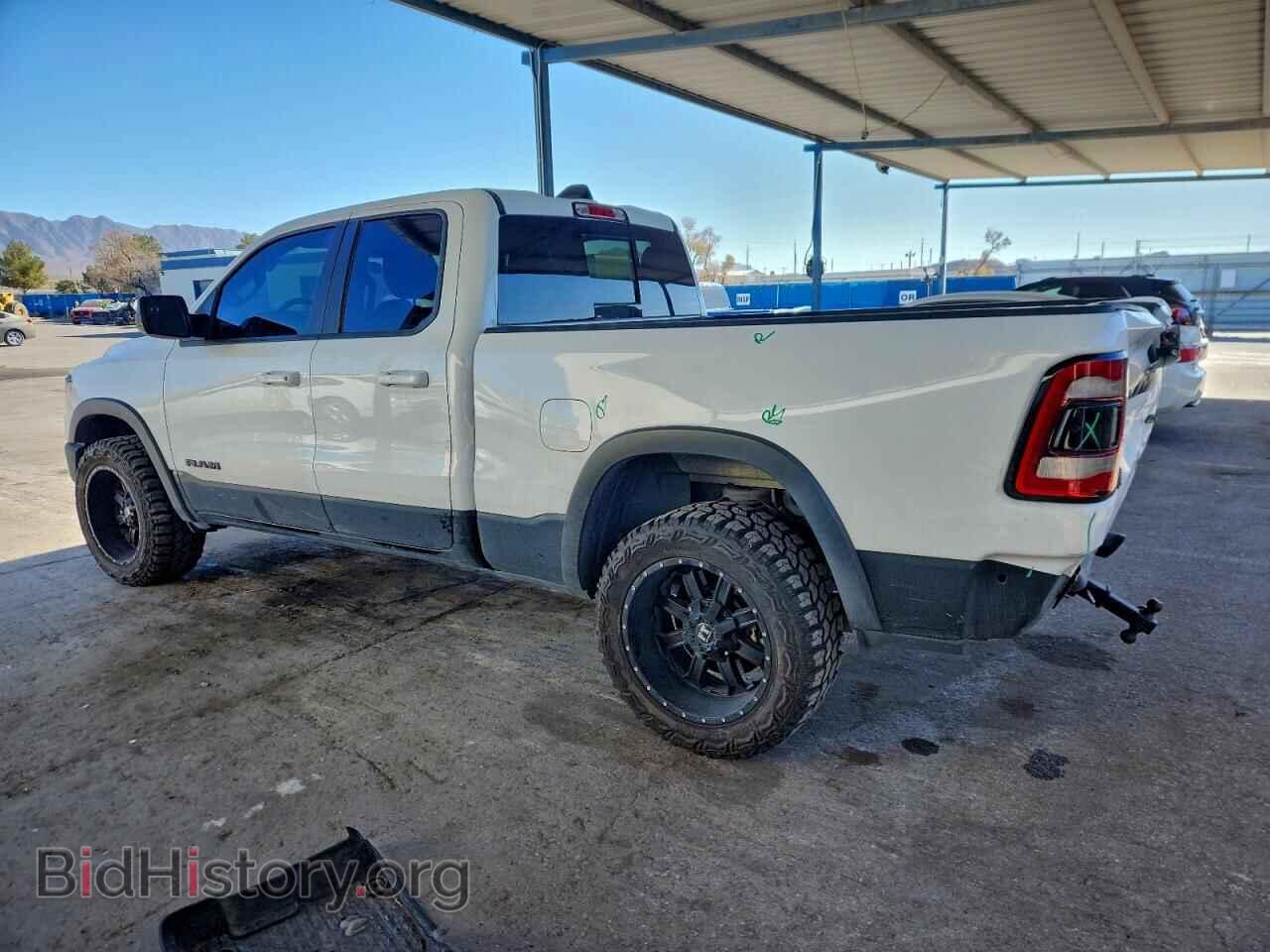 2020 RAM 1500 - VIN: 1C6SRFET0LN230219 - Фото 2