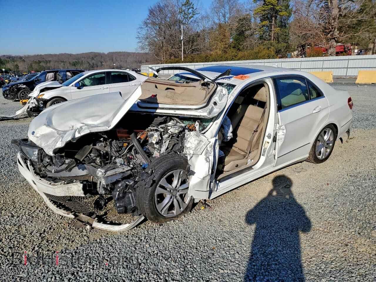 Photo WDDHF5GB8BA467353 - MERCEDES-BENZ E-CLASS 2011