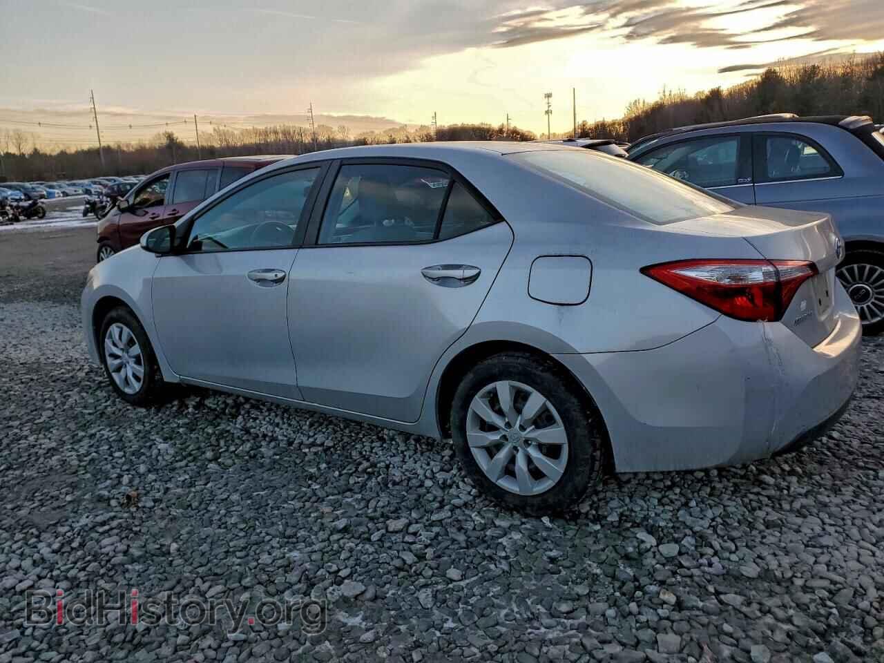 2015 TOYOTA COROLLA - VIN: 2T1BURHE9FC366409 - Фото 2