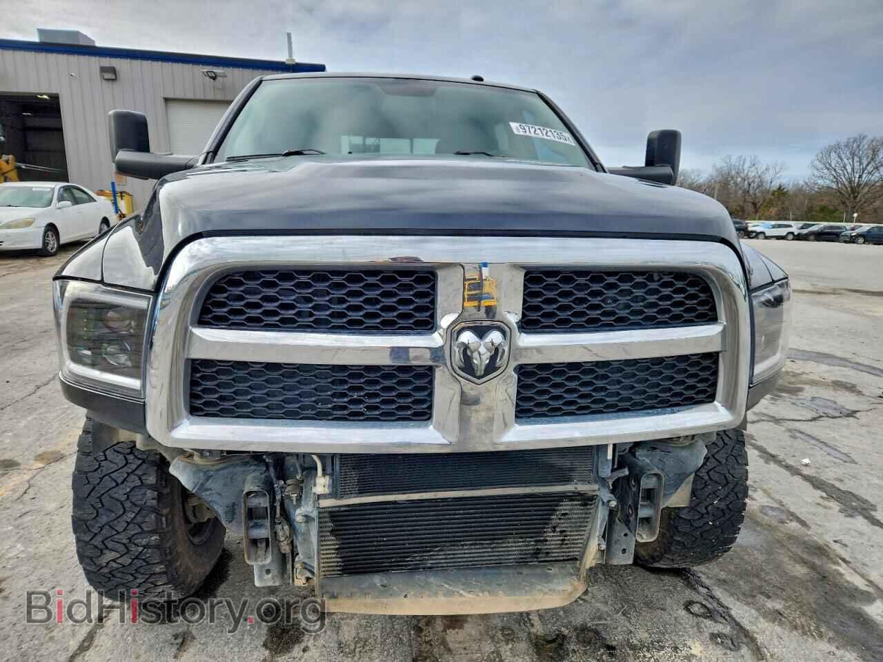 2016 RAM All Models - VIN: 3C6UR5CL8GG281505 - Photo 5