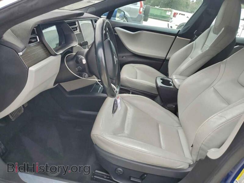 2016 Tesla MODEL S (VIN 5YJSA1E22GF147745) — photo 7 of 15