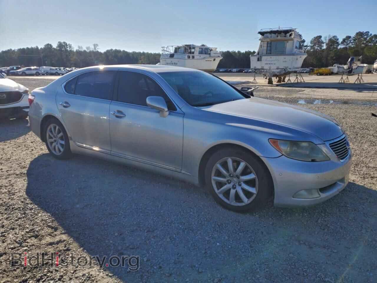 2007 LEXUS LS460 - VIN: JTHGL46F675010150 - Photo 4
