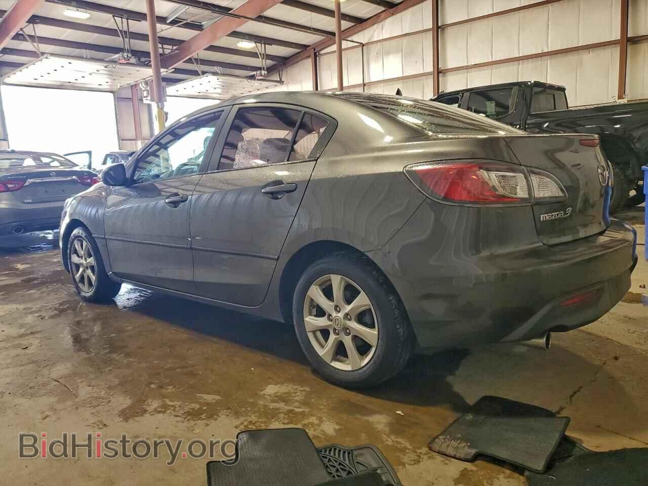 2011 MAZDA 3 - VIN: JM1BL1VF8B1487349 - Photo 2