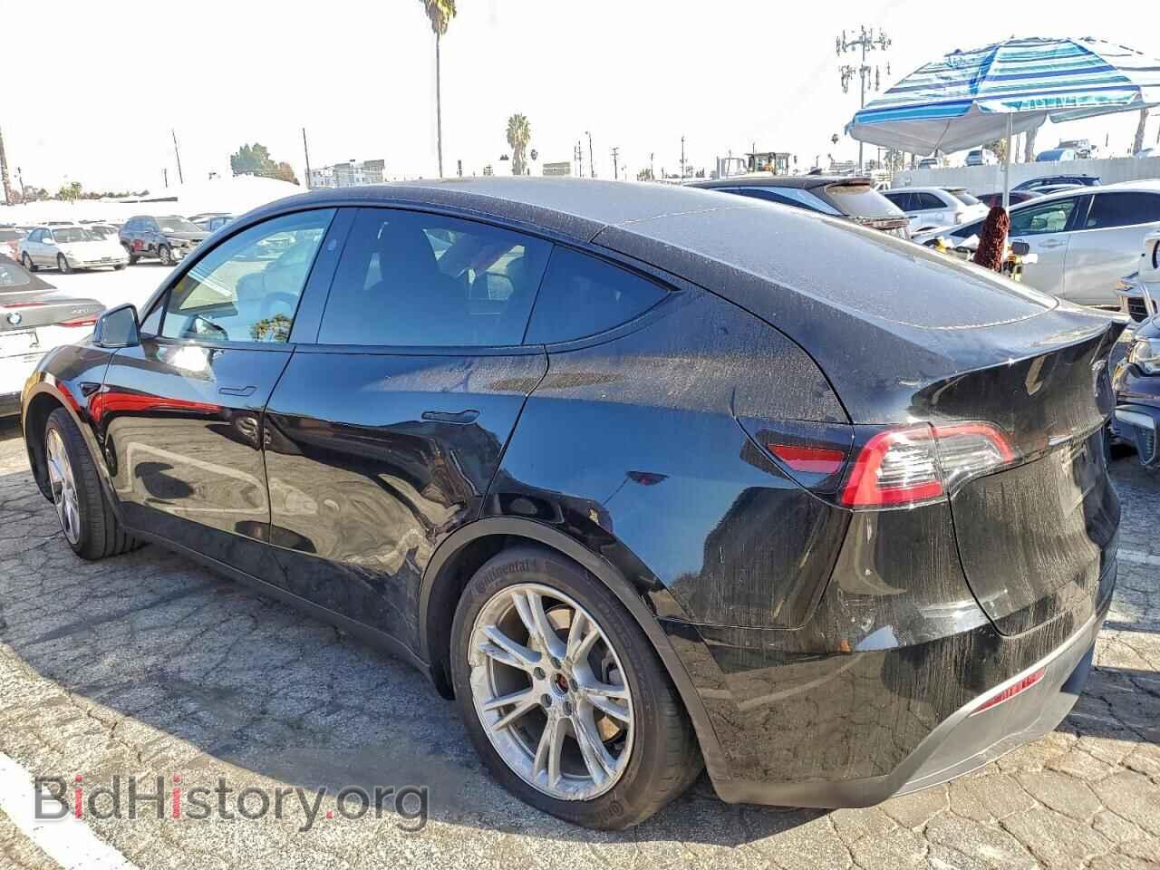 2023 TESLA MODEL Y - VIN: 7SAYGDEE5PF861215 - Фото 2