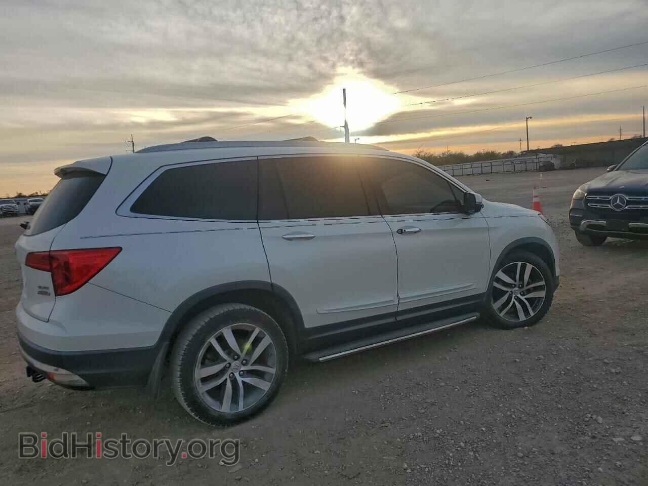 2018 HONDA PILOT - VIN: 5FNYF6H01JB022410 - Фото 3