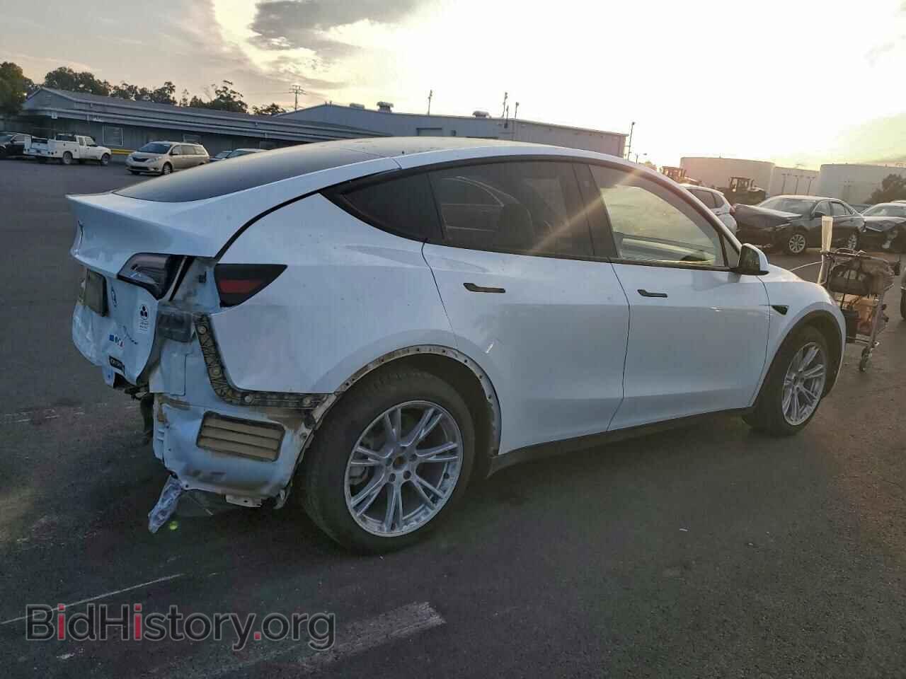 2022 TESLA MODEL Y - VIN: 7SAYGDEE4NF403260 - Фото 3