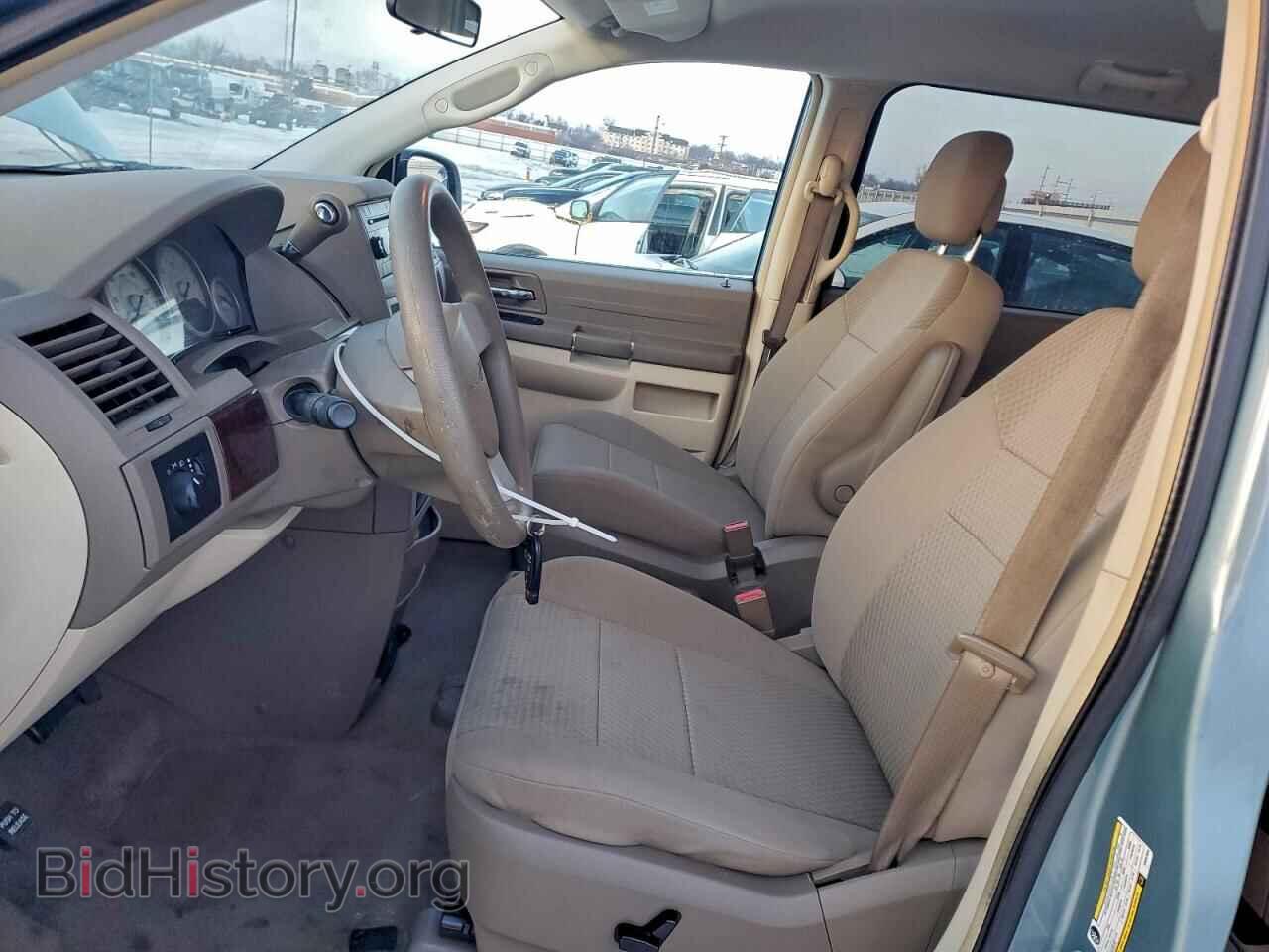 2010 CHRYSLER MINIVAN - VIN: 2A4RR2D19AR357058 - Фото 7