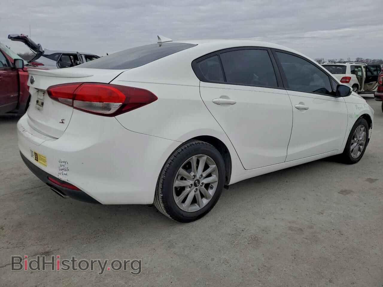 2017 KIA FORTE - VIN: 3KPFL4A71HE014870 - Фото 3