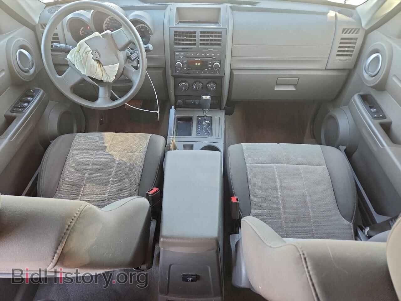 2008 DODGE NITRO - VIN: 1D8GT28K28W156798 - Photo 8
