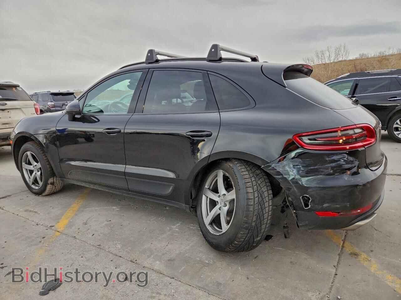 2017 PORSCHE MACAN - VIN: WP1AA2A59HLB81471 - Photo 2