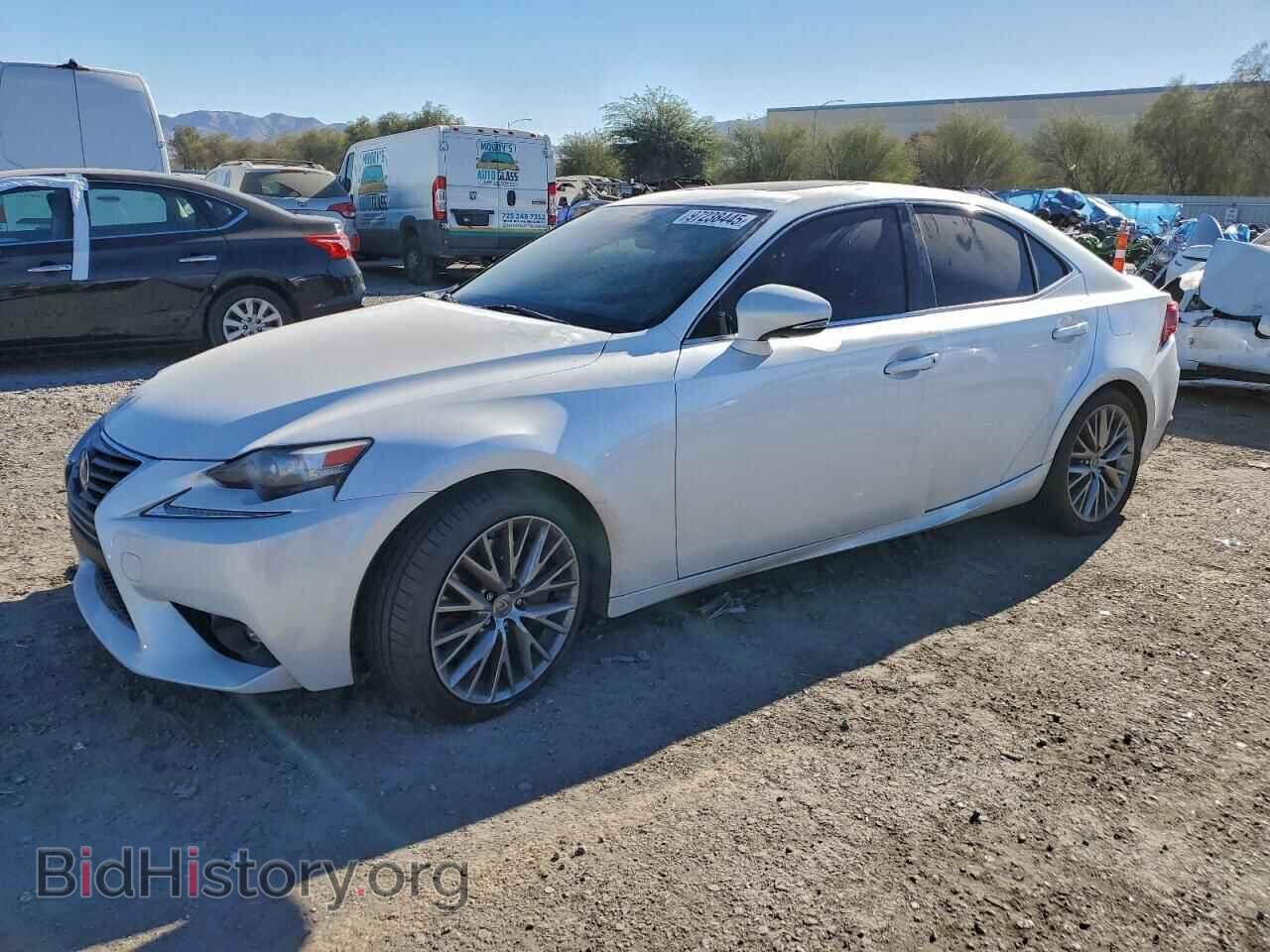 Photo JTHBA1D27G5018501 - LEXUS IS 2016