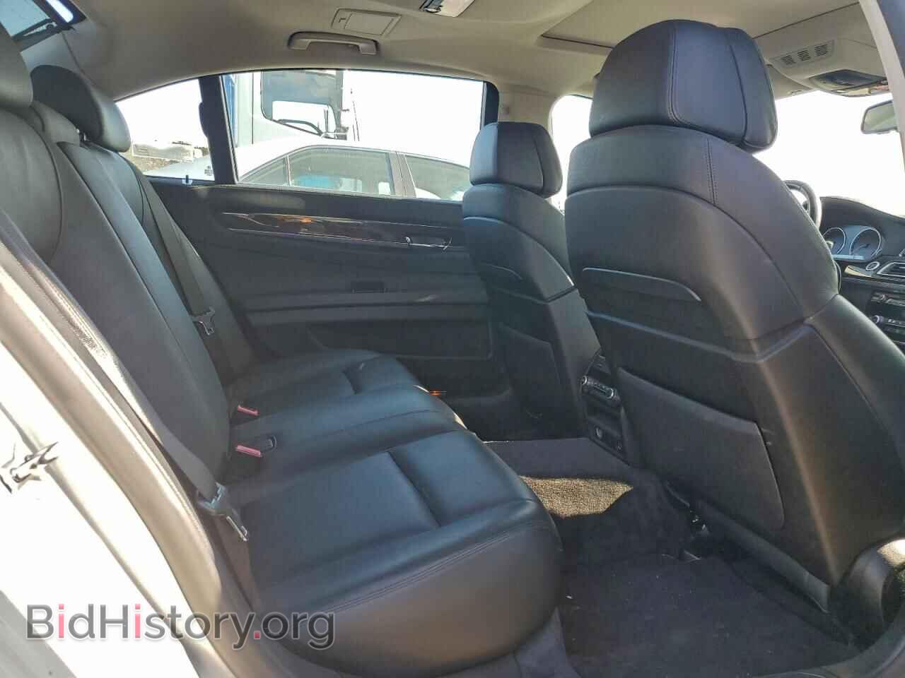 2011 BMW 7 SERIES - VIN: WBAKB4C54BC573810 - Фото 10