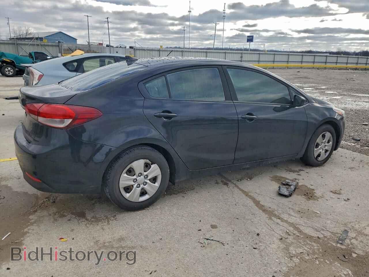 2017 KIA FORTE - VIN: 3KPFK4A76HE143822 - Фото 3