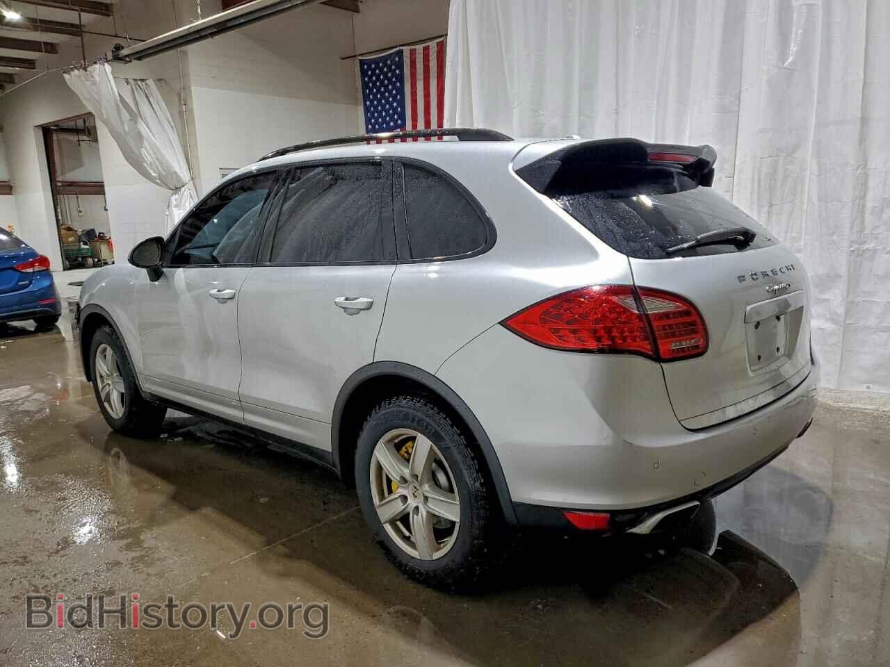 2012 PORSCHE CAYENNE - VIN: WP1AB2A28CLA46509 - Photo 2