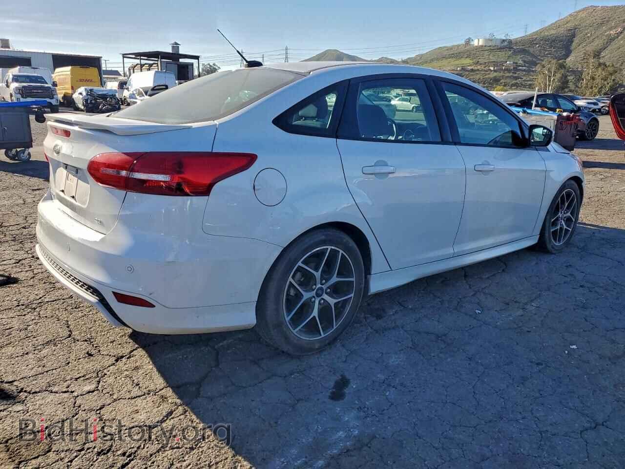 2016 FORD FOCUS - VIN: 1FADP3F24GL238505 - Фото 3