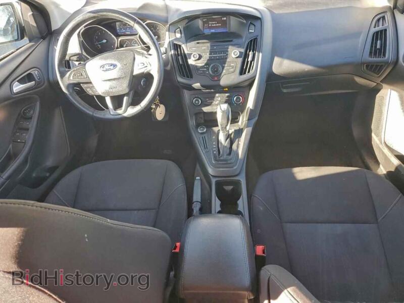 2016 Ford FOCUS (VIN 1FADP3F24GL238505) — photo 8 of 14