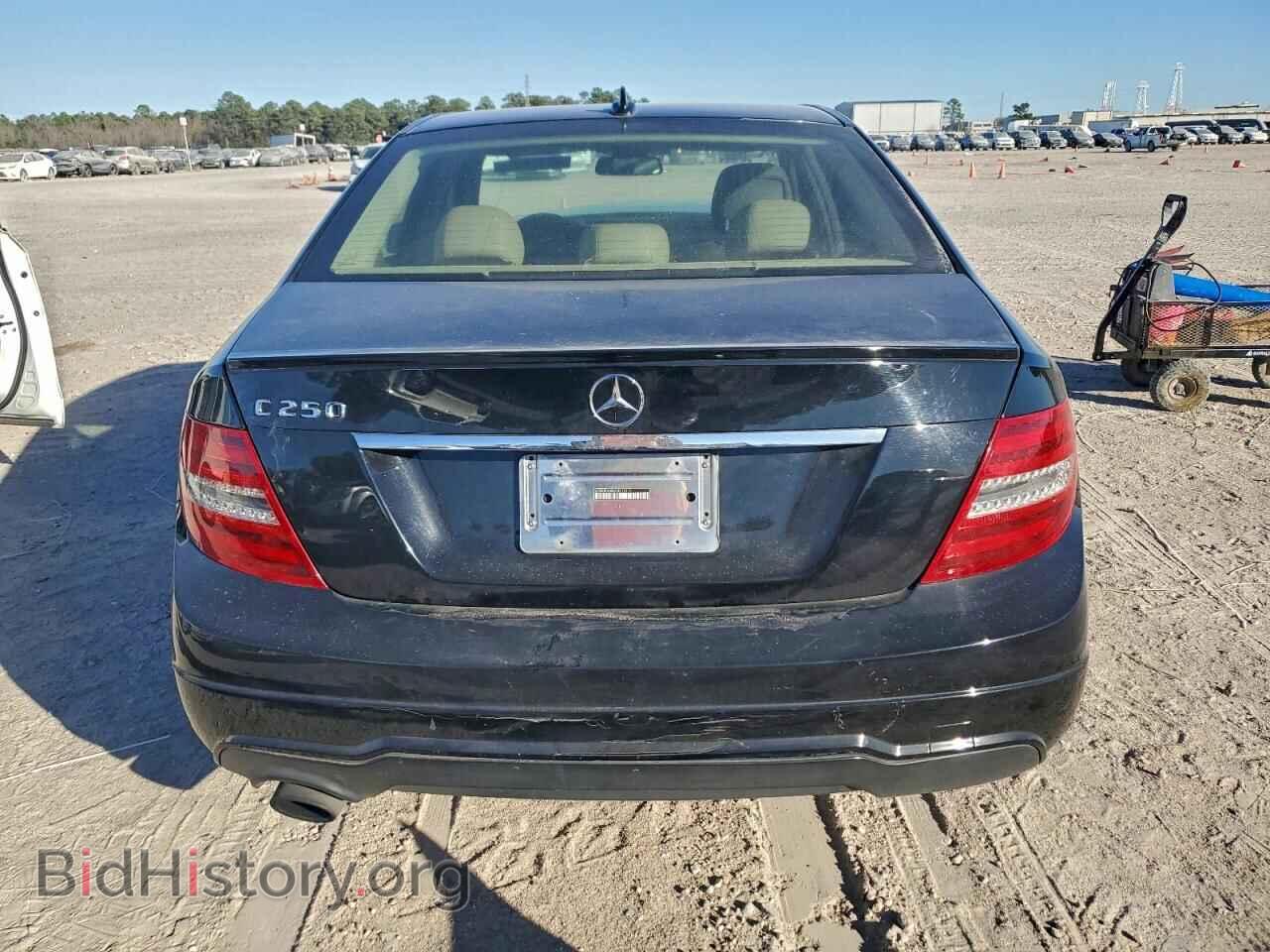 2012 MERCEDES-BENZ C-CLASS - VIN: WDDGF4HB8CR215111 - Фото 6
