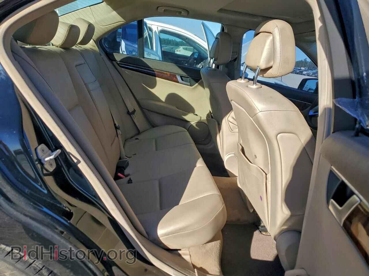 2012 MERCEDES-BENZ C-CLASS - VIN: WDDGF4HB8CR215111 - Фото 10