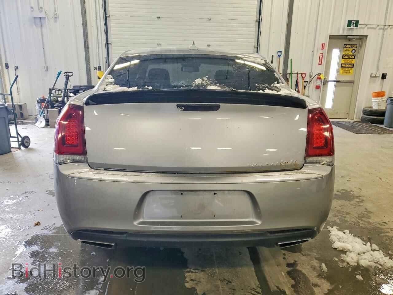 2018 CHRYSLER 300 - VIN: 2C3CCABG1JH239790 - Photo 6