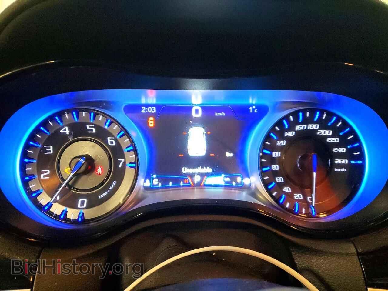 2018 CHRYSLER 300 - VIN: 2C3CCABG1JH239790 - Photo 9