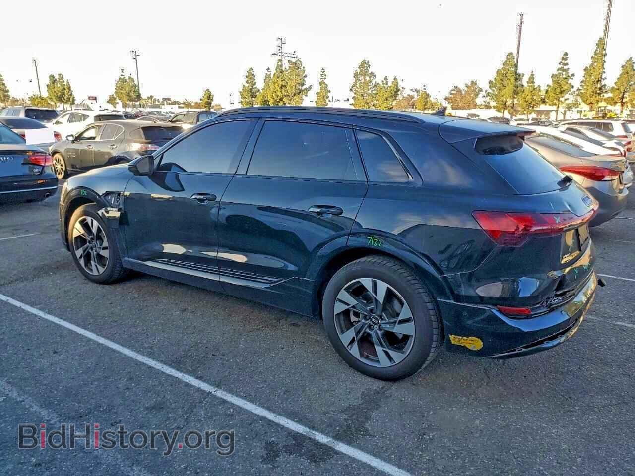 2021 AUDI E-TRON - VIN: WA1AAAGE3MB024869 - Фото 2