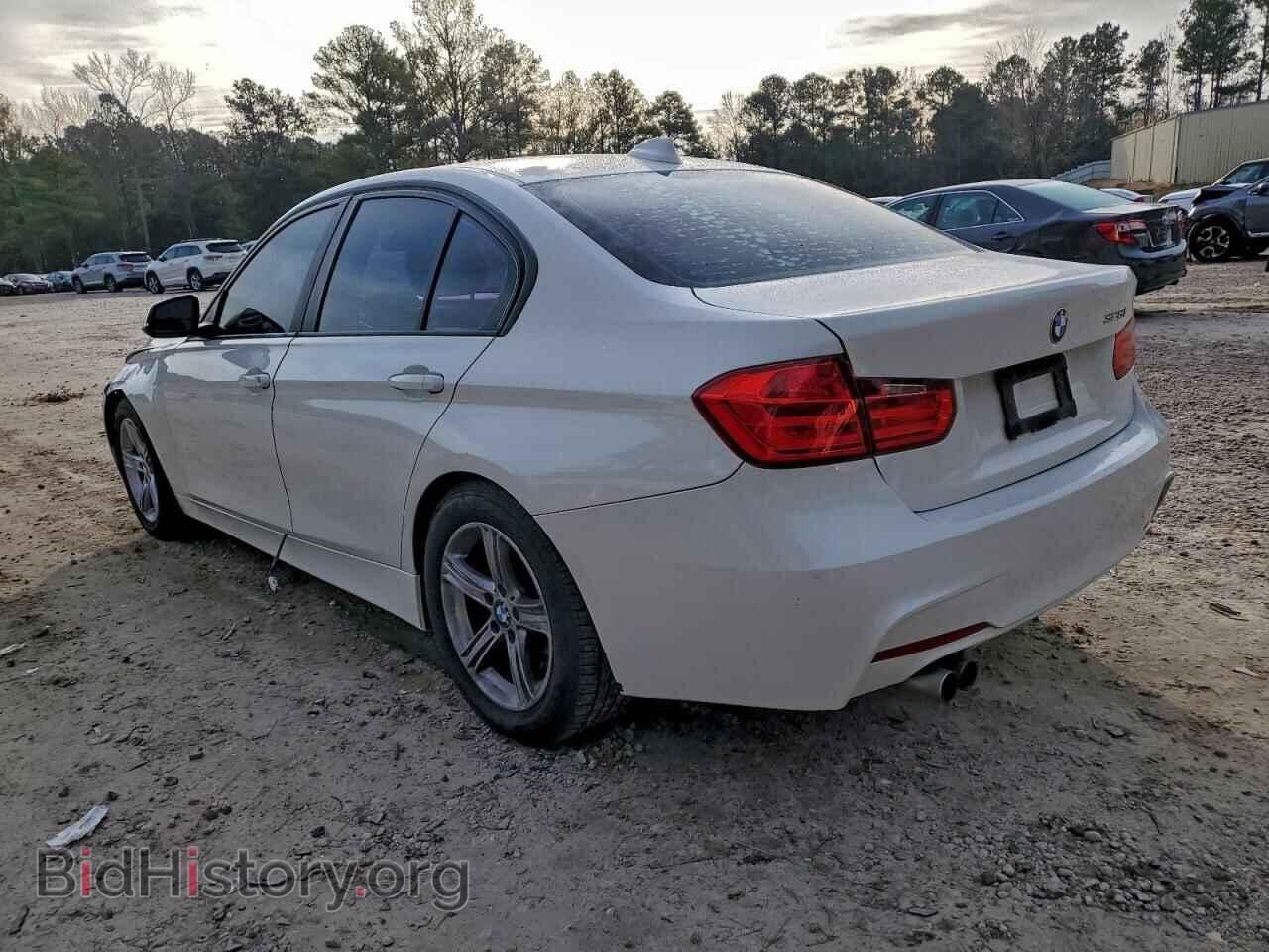 2014 BMW 3 SERIES - VIN: WBA3A5C58EF605562 - Фото 2