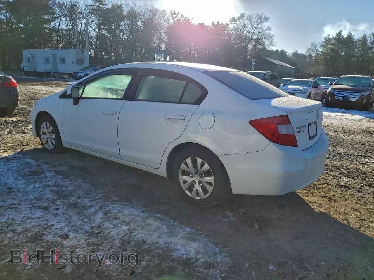 2012 HONDA CIVIC - VIN: 2HGFB2F52CH561000 - Фото 2