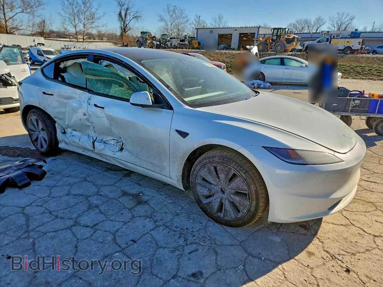 2025 TESLA MODEL 3 - VIN: 5YJ3E1EB9SF952644 - Фото 4