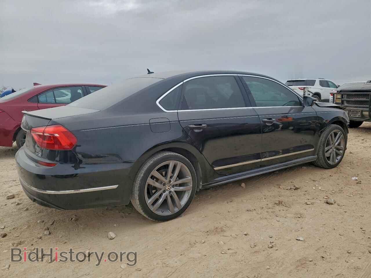 2016 VOLKSWAGEN PASSAT - VIN: 1VWAS7A30GC042741 - Photo 3