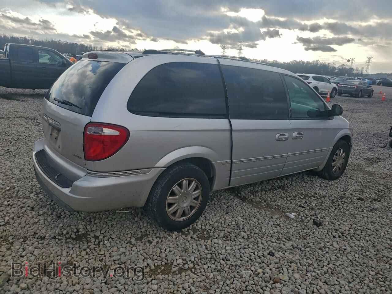 2005 CHRYSLER MINIVAN - VIN: 2C8GP64L95R457256 - Фото 3