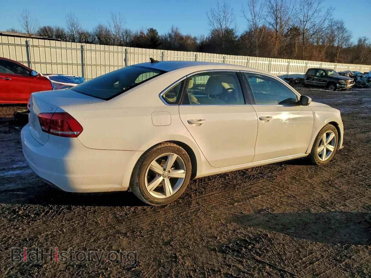 2013 VOLKSWAGEN PASSAT - VIN: 1VWBP7A33DC061771 - Фото 3