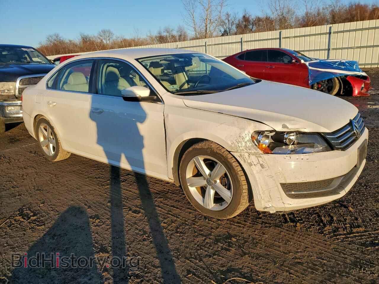 2013 VOLKSWAGEN PASSAT - VIN: 1VWBP7A33DC061771 - Фото 4