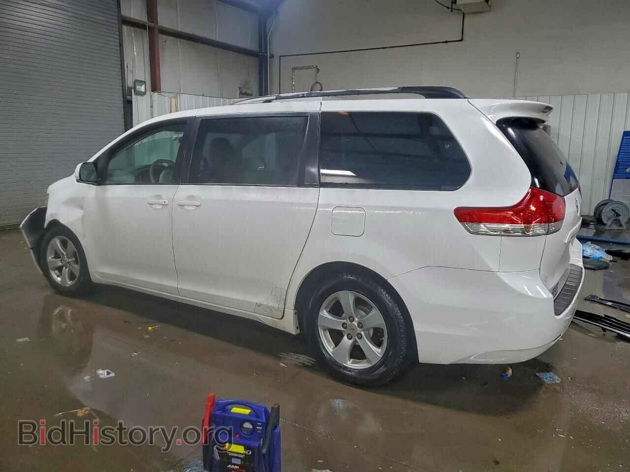 2011 TOYOTA All Models - VIN: 5TDKK3DC5BS029941 - Photo 2